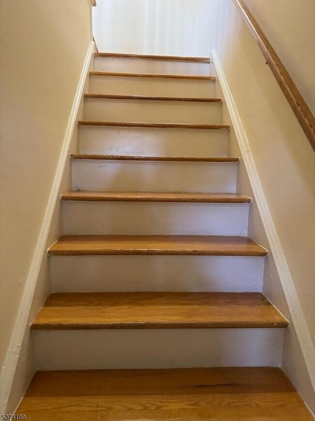 Photo - 51 Traphagen Rd