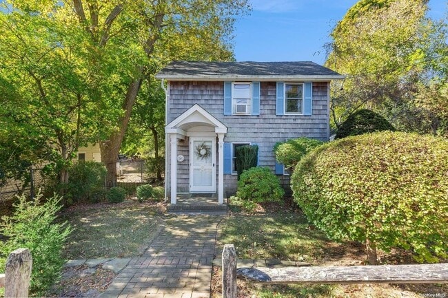 Building Photo - 150 Hobart Rd Rental