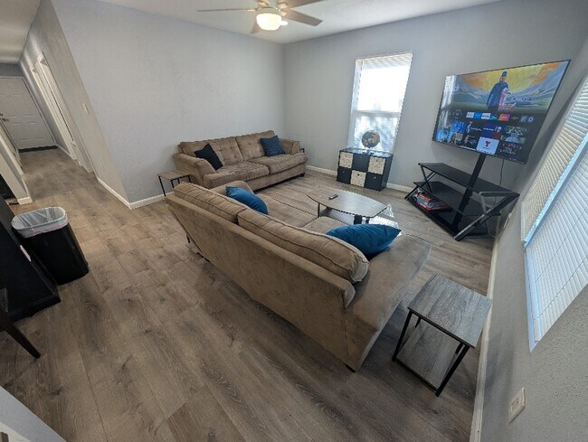 Photo - 1303 Colby Ave