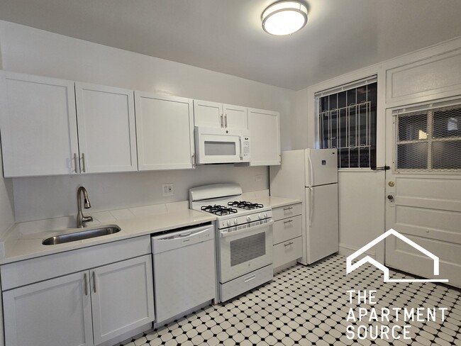 Photo - 1503 W Chase Ave Unidad 1503 West Chase Ave