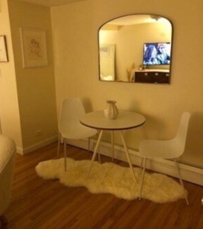 Photo - 170 Marlborough St Rental