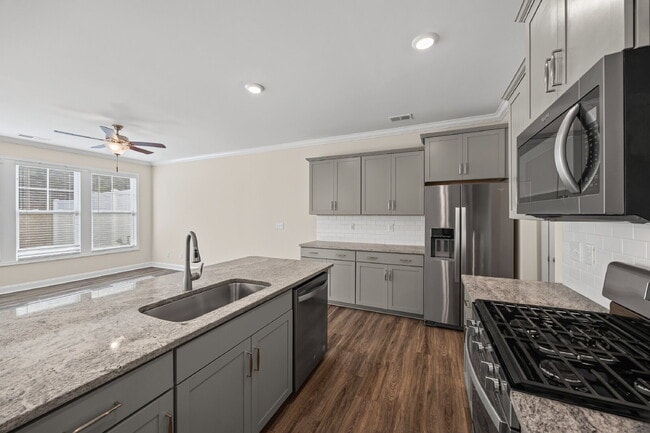 Photo - Lake Wylie Townhome with amazing amenities!