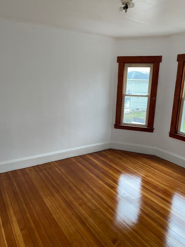 Photo - 50 Wheatland Ave Unidad 3