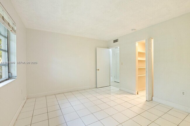 Photo - 6530 Lake Patricia Dr Unit E25