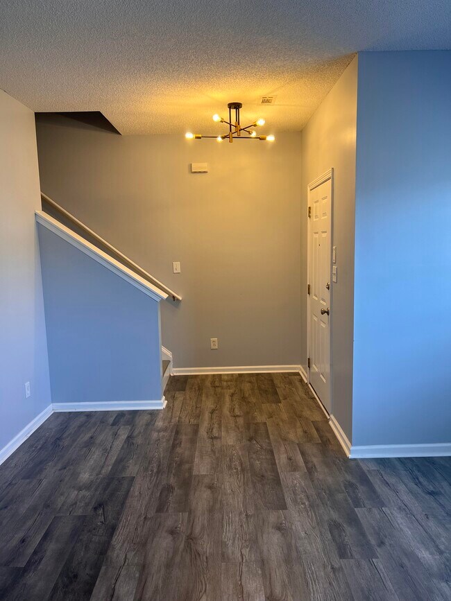 Photo - 7220 Oakley Ct