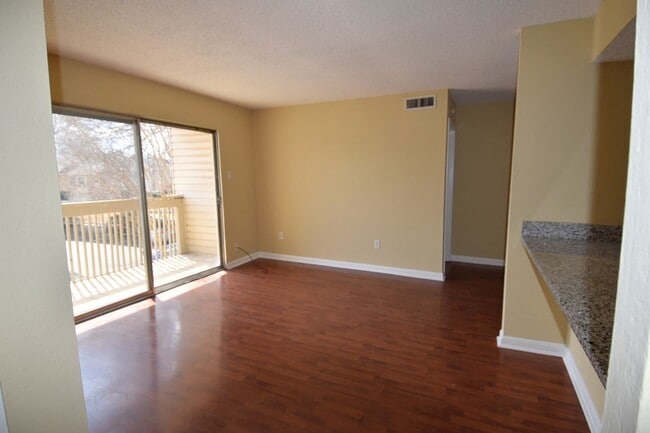 Photo - 6747 Quail Hollow Ct
