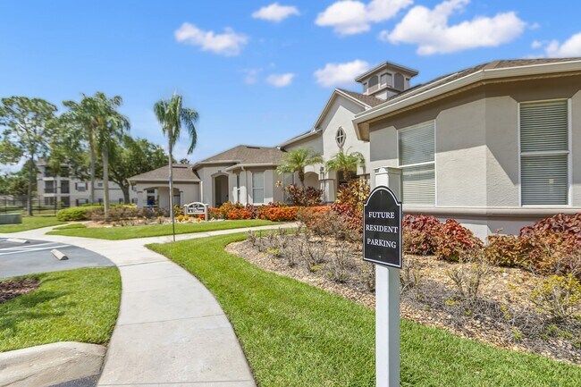 Asprey at Lake Brandon Apartments