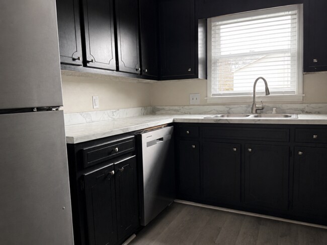 4414 Bonnell Dr NW Unidad A
