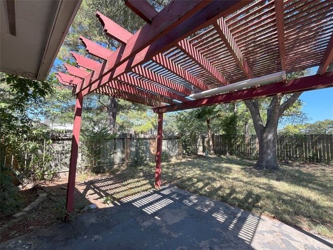 Photo - 2903 Surrey Trail Ln