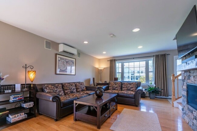 Photo - 12 Serenity Dr