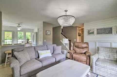 1430 Cranberry Springs Rd
