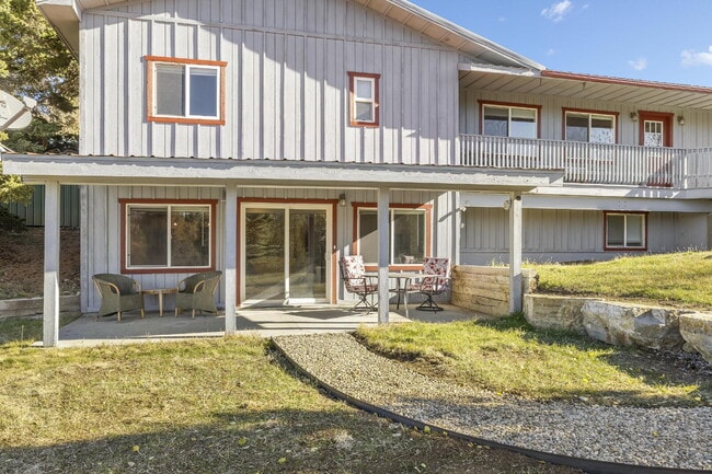 Photo - Hillside Hideaway in Historic Virginia Cit... Unit B