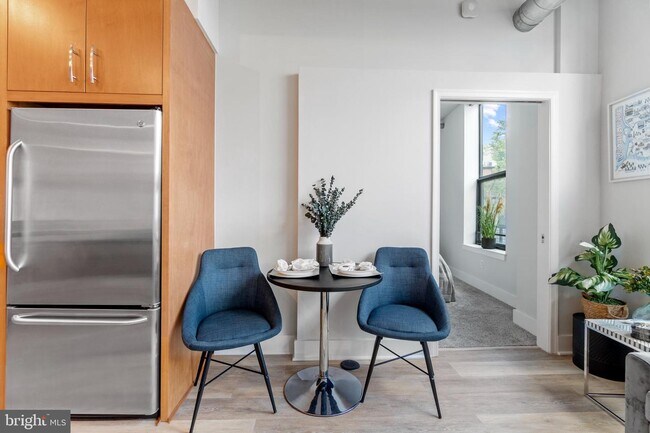 Photo - 2301 Champlain St NW Unit 111