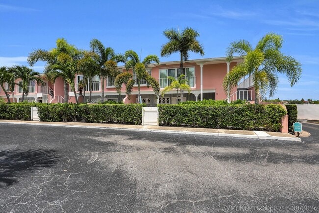 Building Photo - 475 Tequesta Dr Unit 16