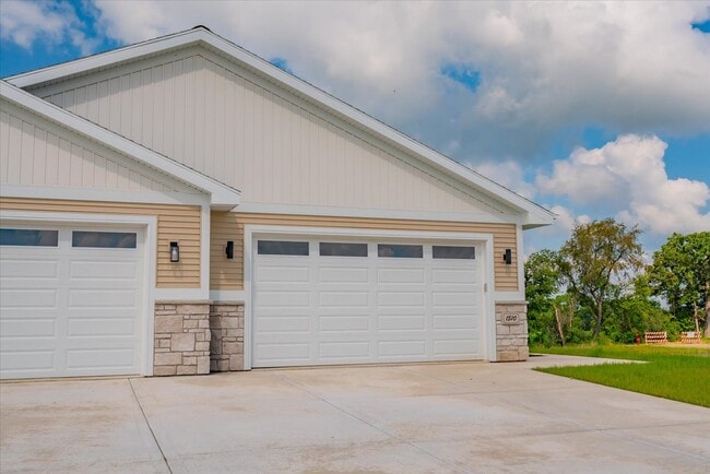 Photo - 1430 Palm Grass Way