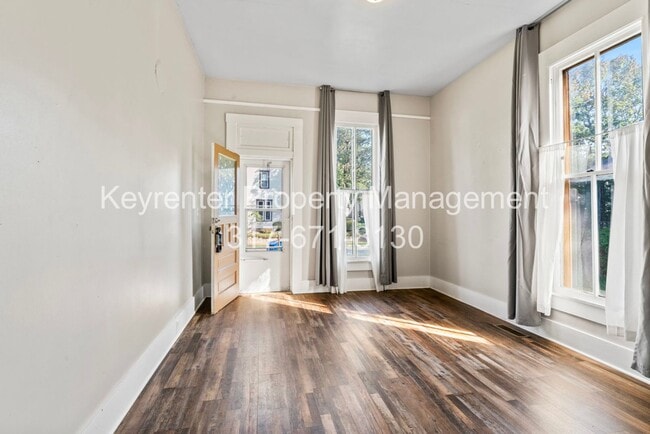 Photo - Charming 1 Bedroom near Noblesville High School and Downtown.