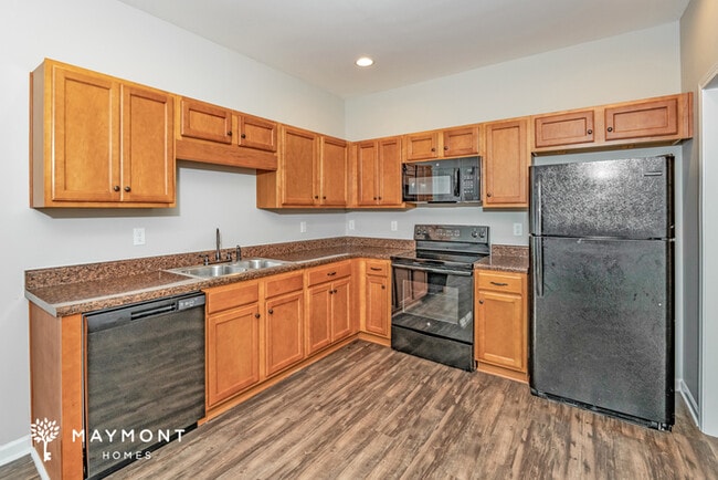 Photo - 595 Kincaid Cove Ln