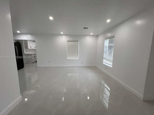 Photo - 2850 NW 7th St