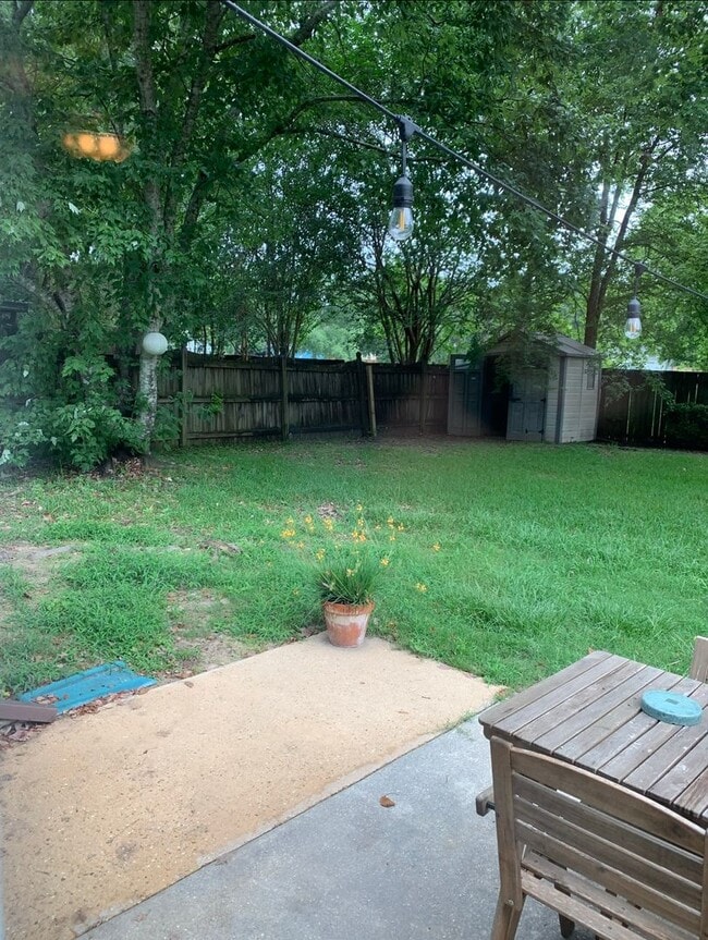 Photo - 2374 Peachtree Dr Unit 1