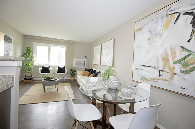 Dining Room - 2331 Pembina Highway