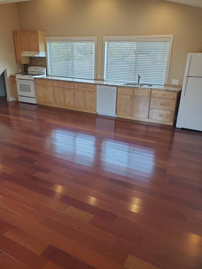 Photo - 230 Orchard Ave Unit 230