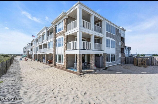 Building Photo - 438 NJ-35 Unit 2101