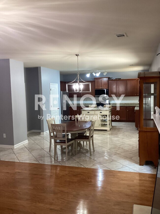 Photo - 2377 Peach Shoals Cir