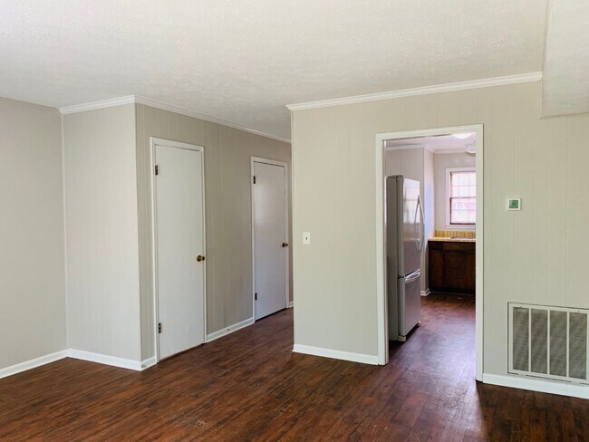 Photo - 606 Elm St Unidad A