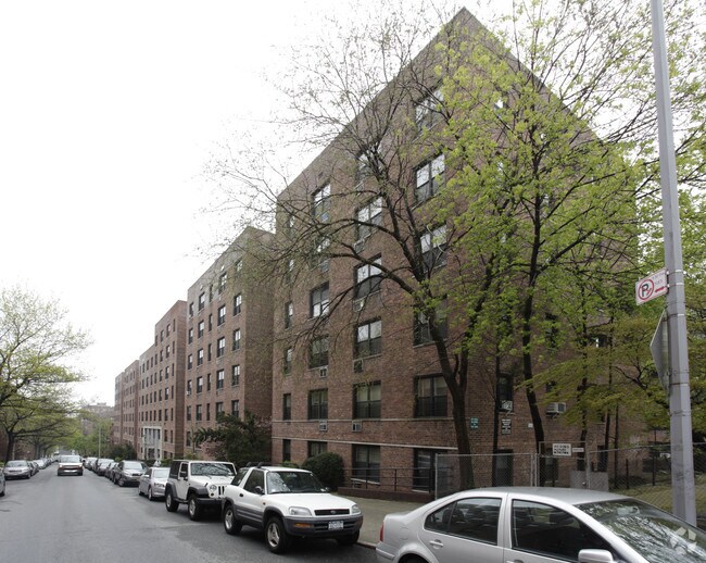 Coop Apartments For Rent in Forest Hills, NY