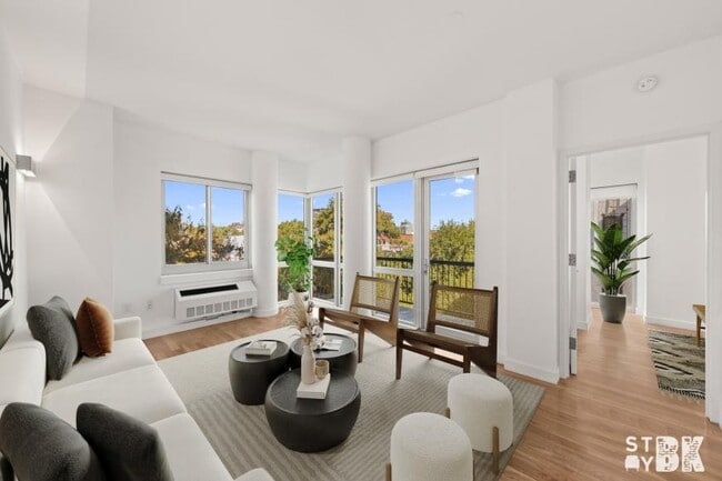 Building Photo - 3 bedroom in BROOKLYNBrooklyn NY 11238 Unit 4C