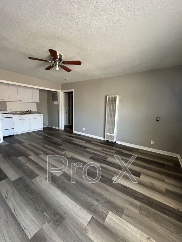 Baxter Apartments