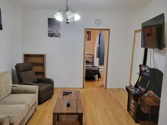 Photo - 21 Wright Ave Unit 1