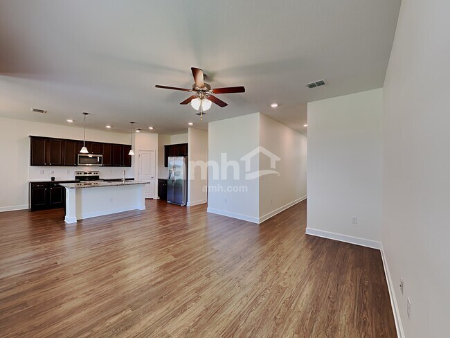 4622 Reisswood Lp