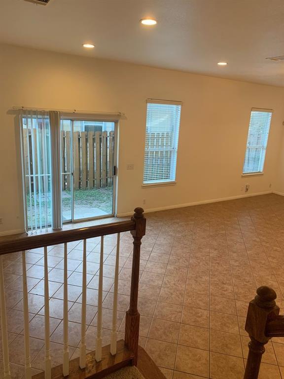 Photo - 1904 W 42nd St