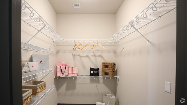 Photo - Encore at Forest Park