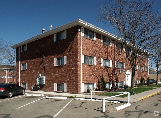 Lancaster Village Apartments - FLA