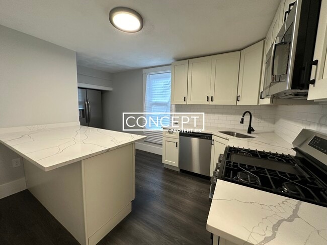 Photo - 118 Marginal St Unit 2-CP