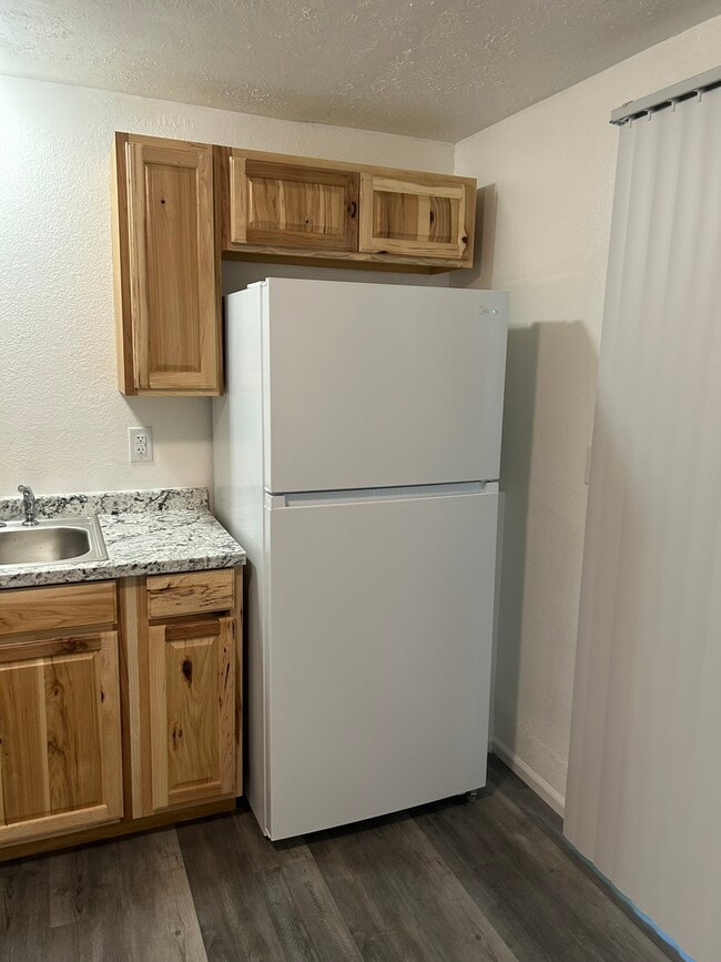 Photo - 1111 N Walnut St Unidad #2