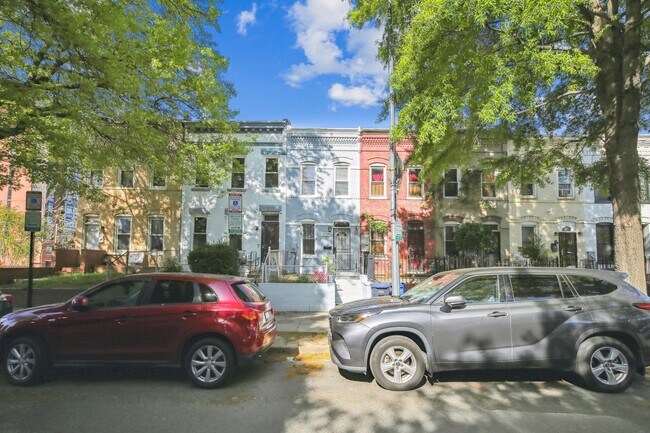 Photo - 1110 3rd St NE