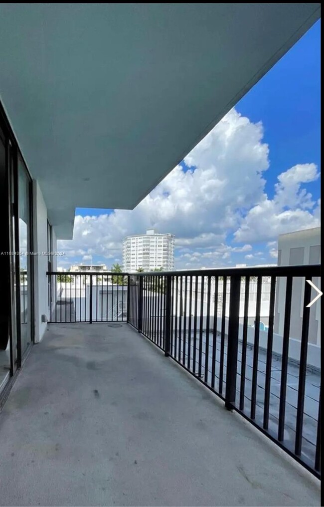 Photo - 1800 Collins Ave Condo Unit 6A