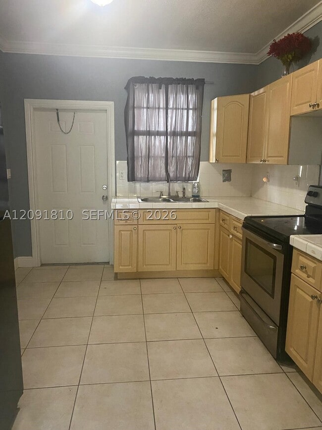 9752 NW 26th Ave Unit 9752