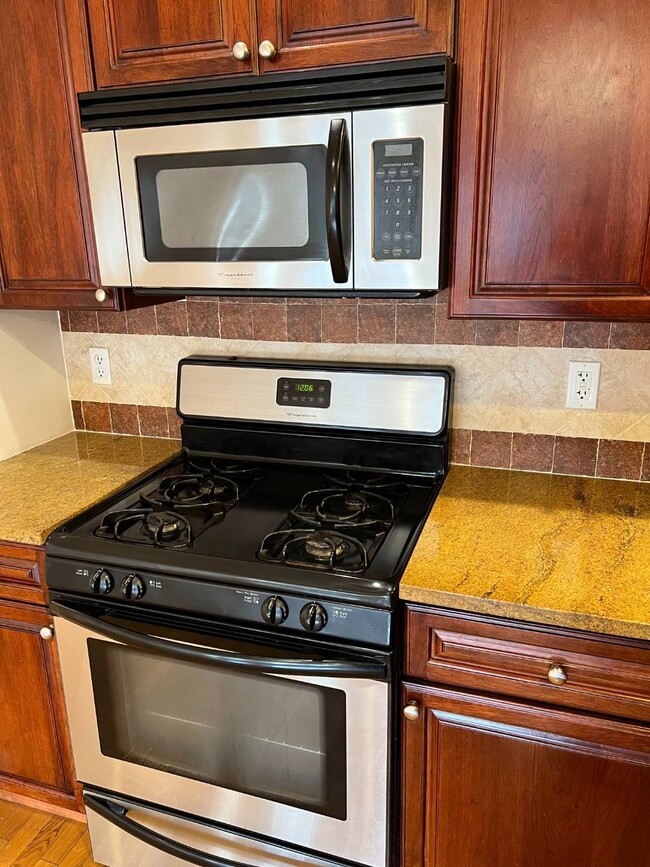 Photo - 1831 83rd St Unidad 2A