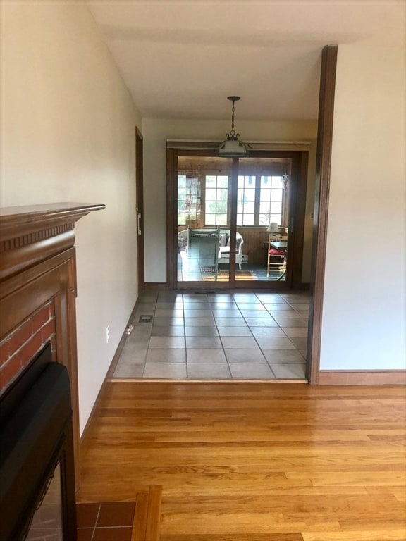 Photo - 4 Lois Ln Unit 4