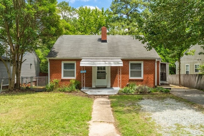 Photo - 2816 Broad St