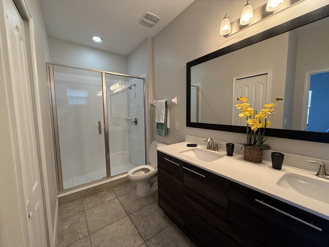 Photo - 160 Kenny Blvd