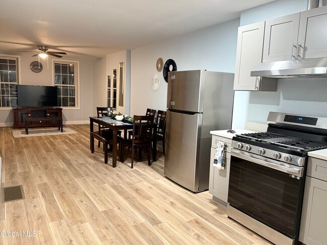 Building Photo - 36b Vliet St Unit A-1 Rental
