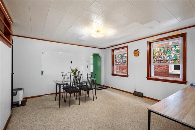 3211 Joe Hammer Sq