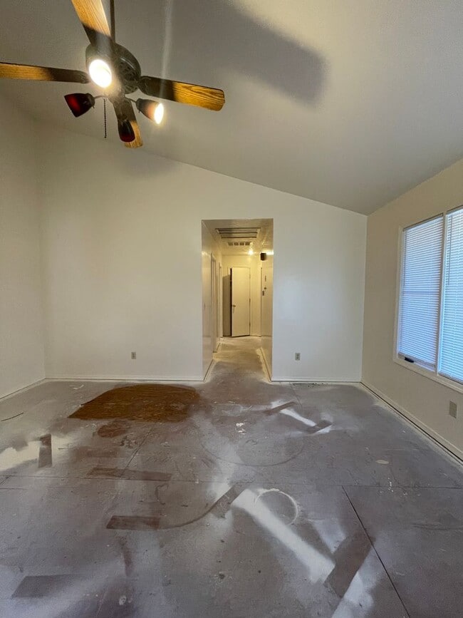 Photo - Southern Hills 3 Bedroom 2 Bath Duplex-New...