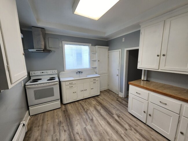 Photo - 200 S West St Unit D098 - S West 200 -  1 Main Floor