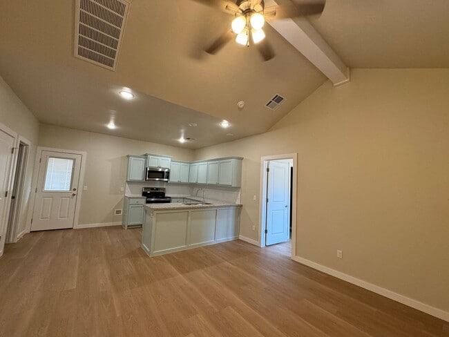 Photo - 609 W Virginia Ave